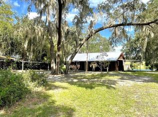 151 Twin Lakes Rd, Hawthorne, FL 32640