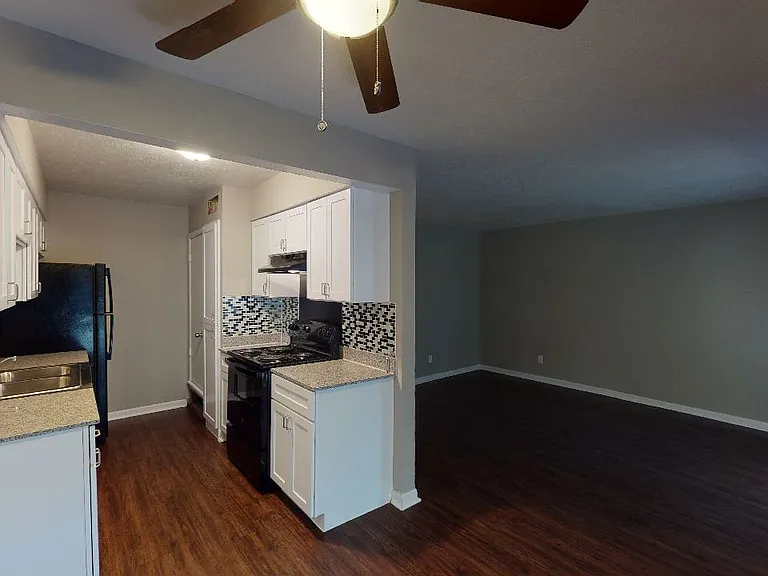 Belleview — Photo 20