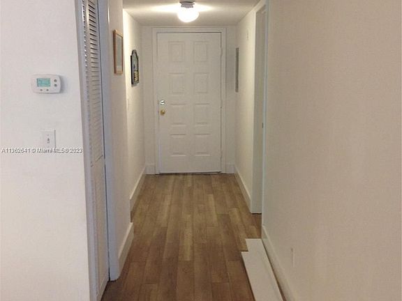 5th image of 7360 Glenmoor Ln APT 4105