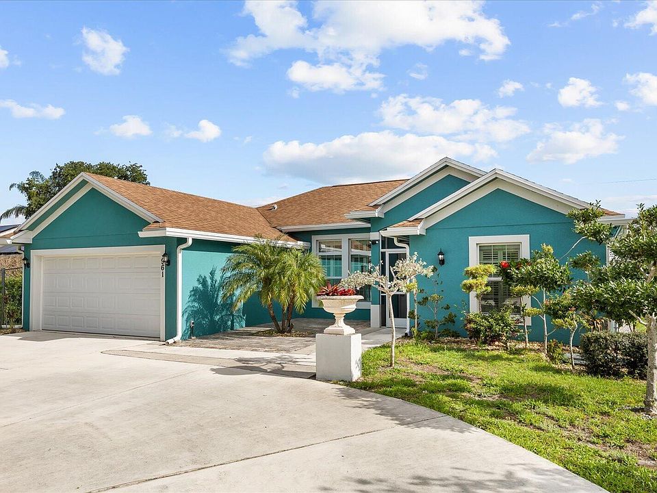 1st image of 961 SW Consolata Avenue