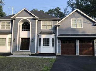 81 Boulevard Rd, Cedar Knolls, NJ 07927