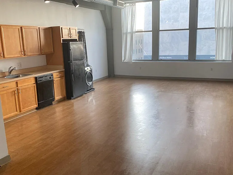 511 N Broad St #603 — Photo 6