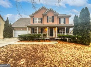 3988 Savannah Ridge Ct, Loganville, GA 30052