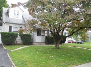 7 Carol Ln, Clifton, NJ 07012
