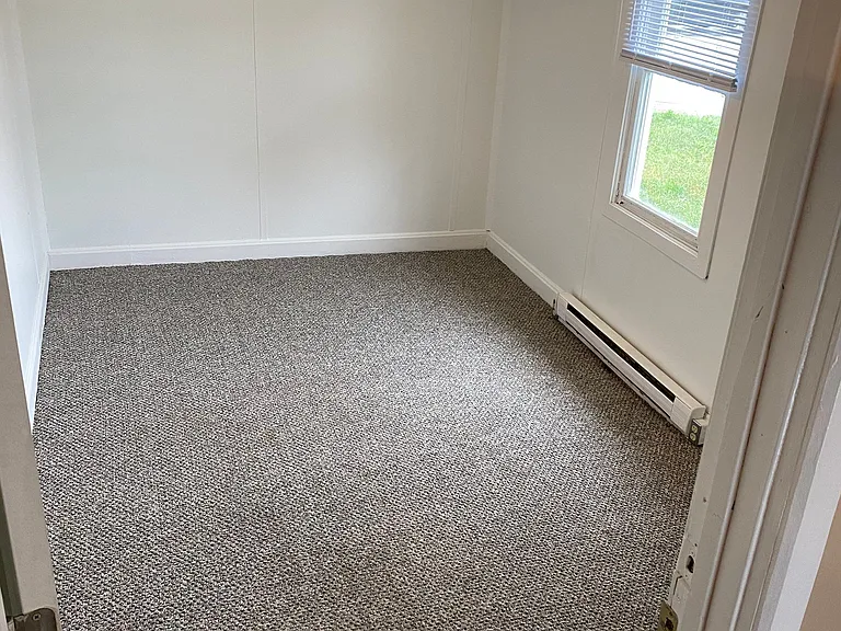 400 N Anderson St #400 — Photo 8