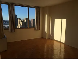 Rented by RELO REDAC INC.