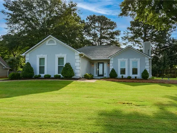4158 Hubert Dr NE, Marietta, GA 30066