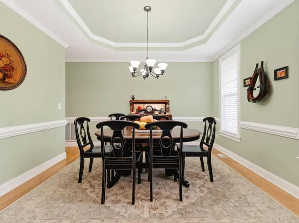 223 Landover Ln, Four Oaks, NC 27524