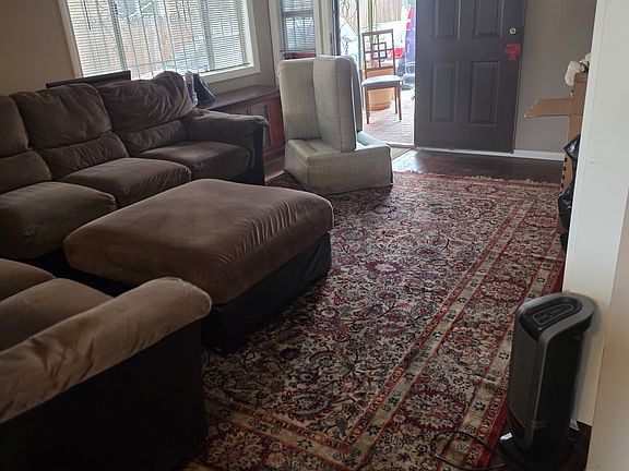 2nd image of 5217 S Normandie Ave #2