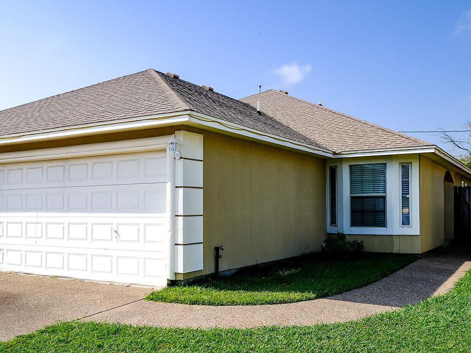 1st image of 6642 Rhine Dr #B
