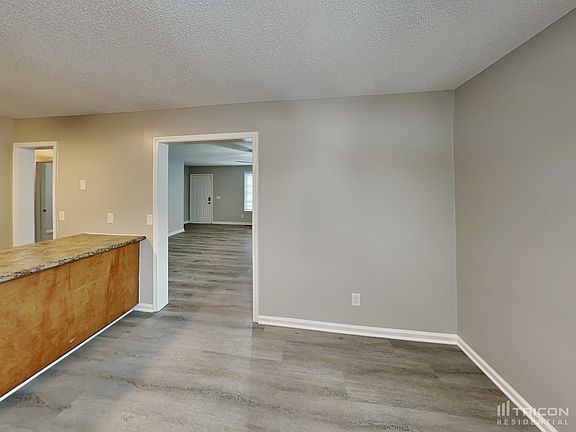 5th image of 113 Green Springs Ct