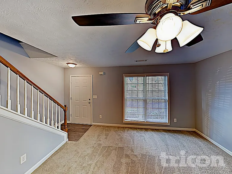 2395 Sailor Ln — Photo 4