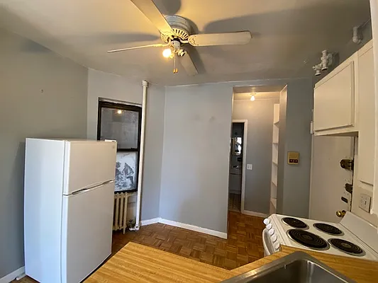 Rented by Village Living Realty | media 4