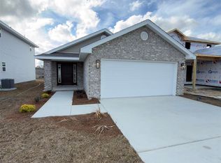 3335 Bliss Ln #10E, Cantonment, FL 32533