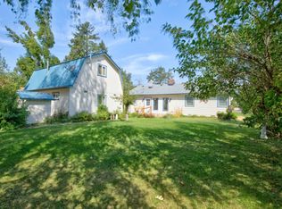 1493 Fruitdale Dr, Grants Pass, OR 97527