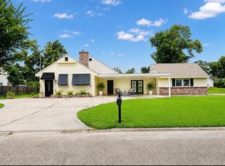 829 Terry Ln, Lake Charles, LA 70605
