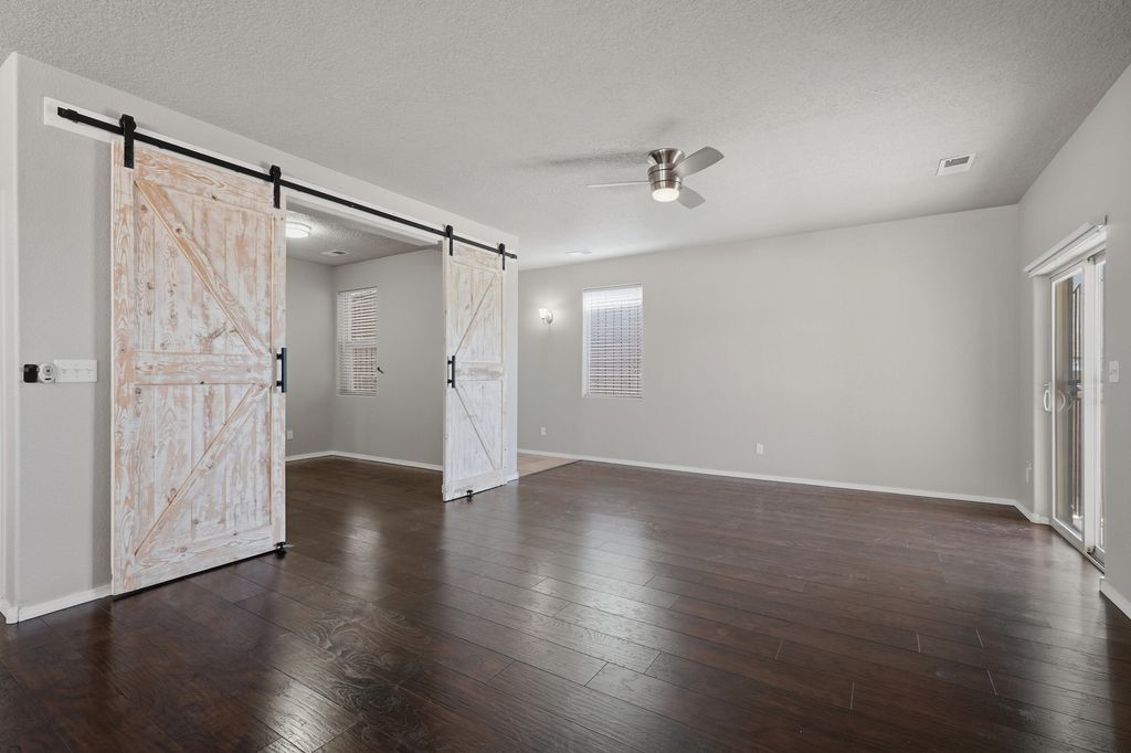10776 Pipestone Rd SW, Albuquerque, NM - View 6