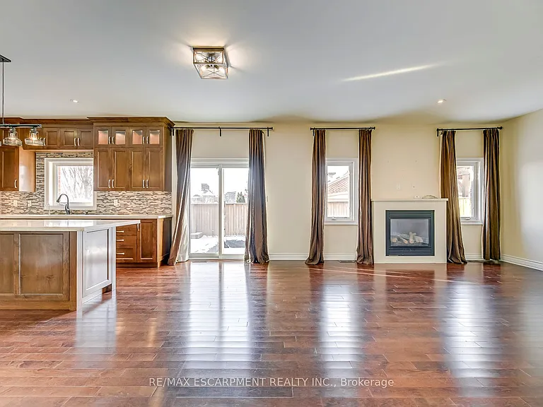 2492 Chaplin Rd — Photo 6