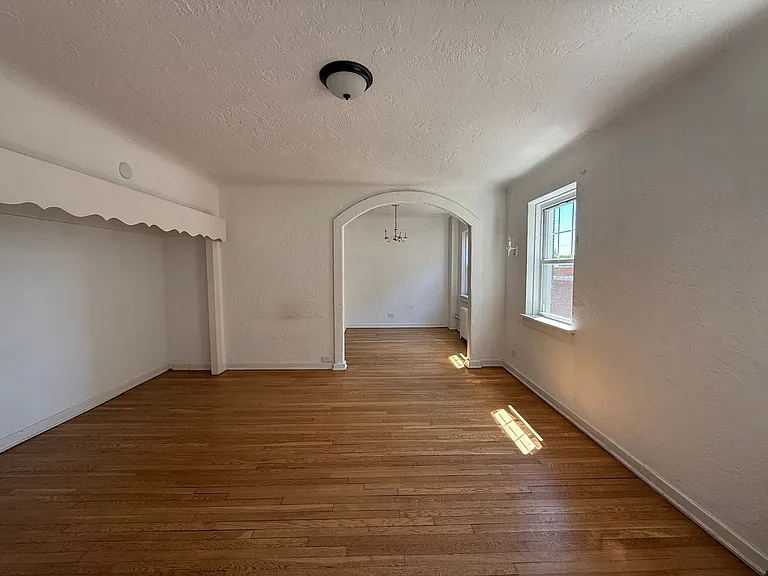King Edward Annex Apartments — Photo 59