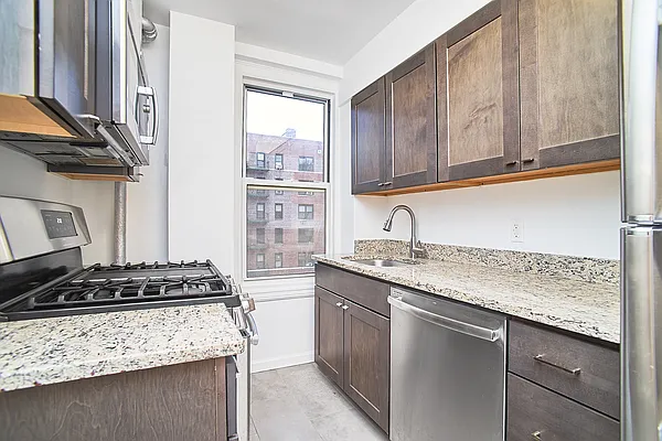 Rented by Living New York | media 11