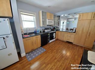 5 Westbourne Rd #2, Newton Center, MA 02459
