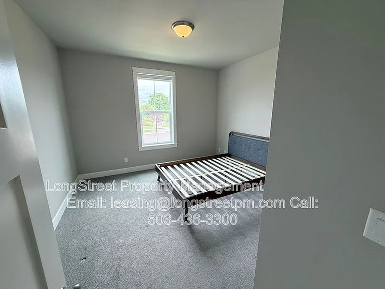 5028 SW Hudson Ave — Photo 6