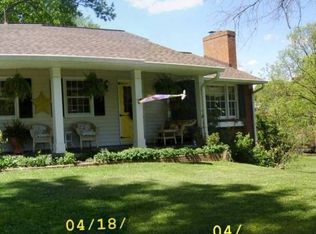 496 Dawnridge Ln, Troutville, VA