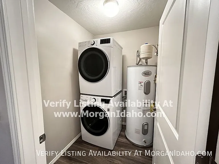1025 S Elder St #301 — Photo 6