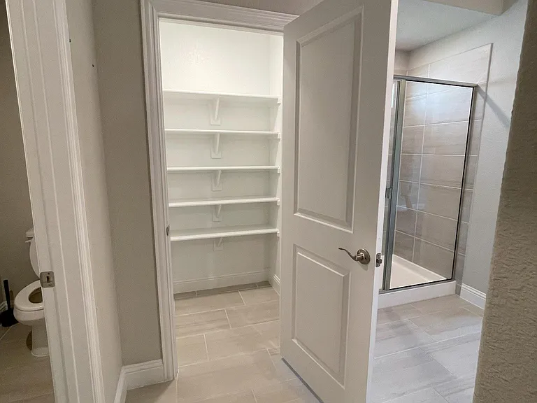 2132 Bellatrix Dr — Photo 18