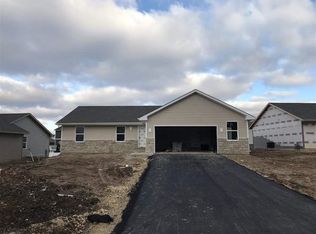 2232 Ridge Ave, Machesney Park, IL 61115