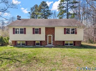 6434 W River Rd, Aylett, VA 23009