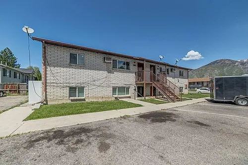 880 West Ln #678 Photo 1