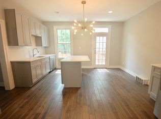 9 Wayne St APT 2, Jersey City, NJ 07302