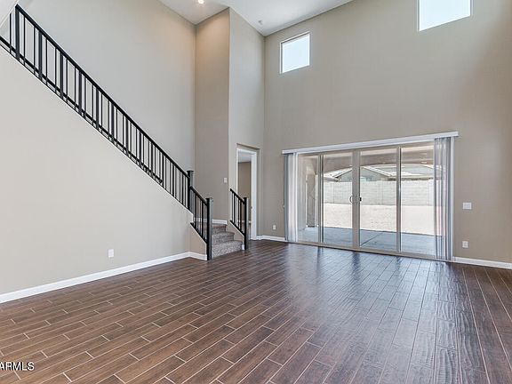 5th image of 21547 N 102ND Avenue