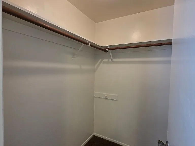 5101 Appleblossom Dr #8 — Photo 6