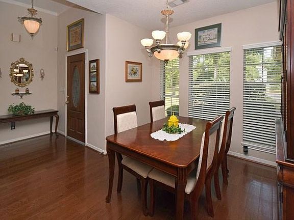 4th image of 227 La Costa Dr