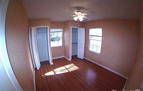 5th image of 3817 S Lynwood Ave