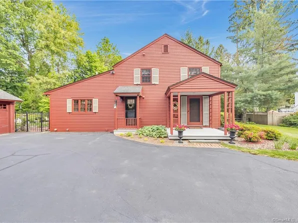22 Fernbel Lane, West Hartford, CT 06107