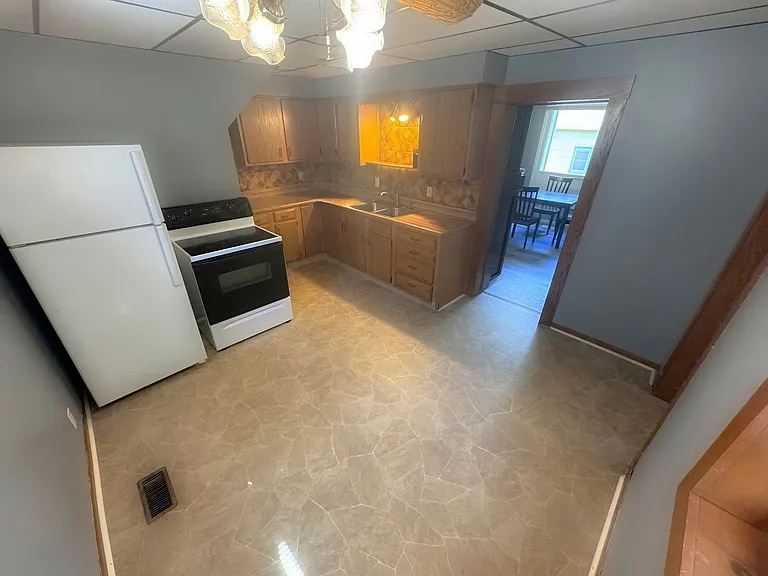 MY - 1106 Virginia Ave, Des Moines, IA 50315 — Photo 2