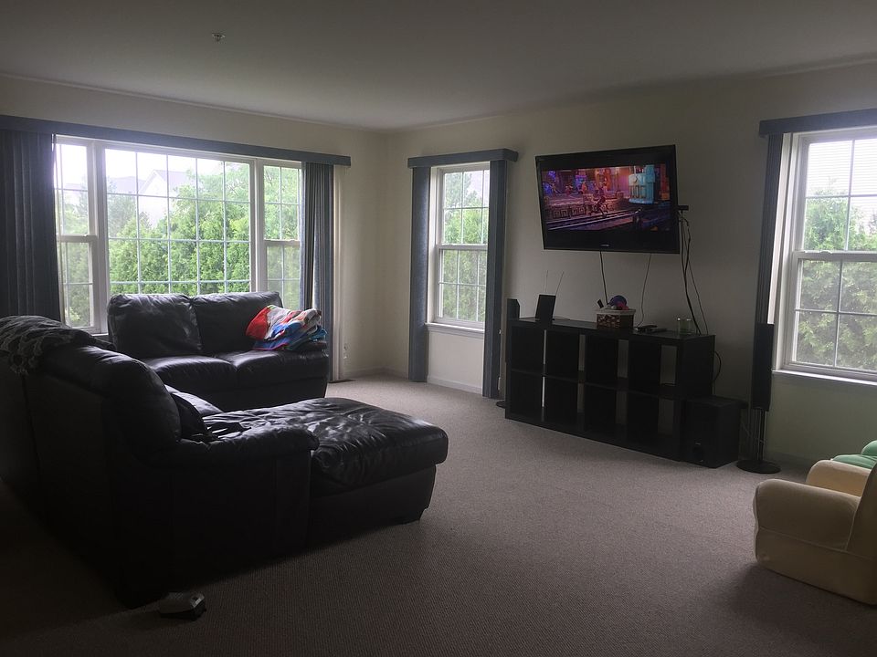 1st image of 696 River Mill Pkwy #0