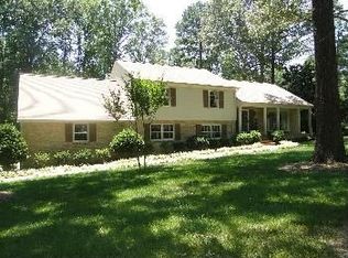 12811 Singer Rd, Midlothian, VA 23112