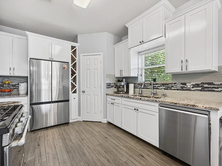 2522 Knoll Shadows Ln — Photo 6