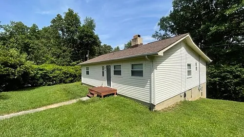455 East Dr Photo 1