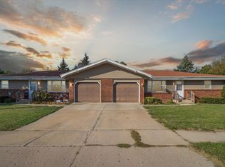 2304-2306 Laurel Ave, Janesville, WI 53548