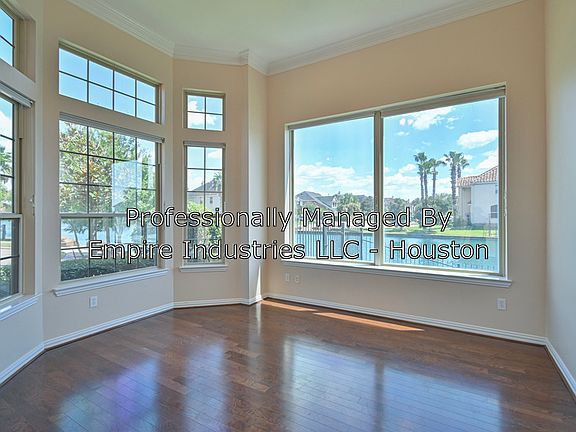 4th image of 14242 Hawkesbury Ct