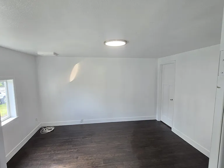 216 S Lincoln St — Photo 4