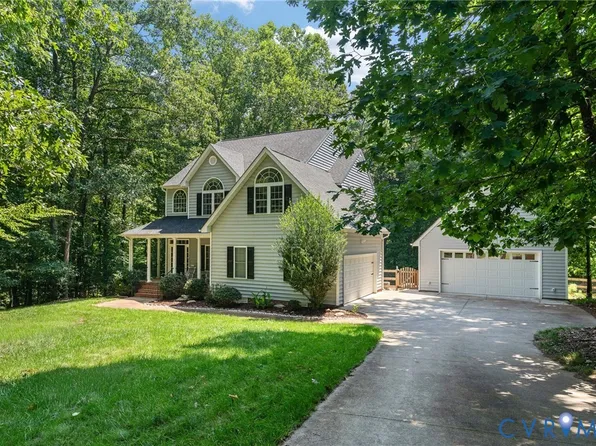 10700 Sterling Cove Dr, Chesterfield, VA 23838