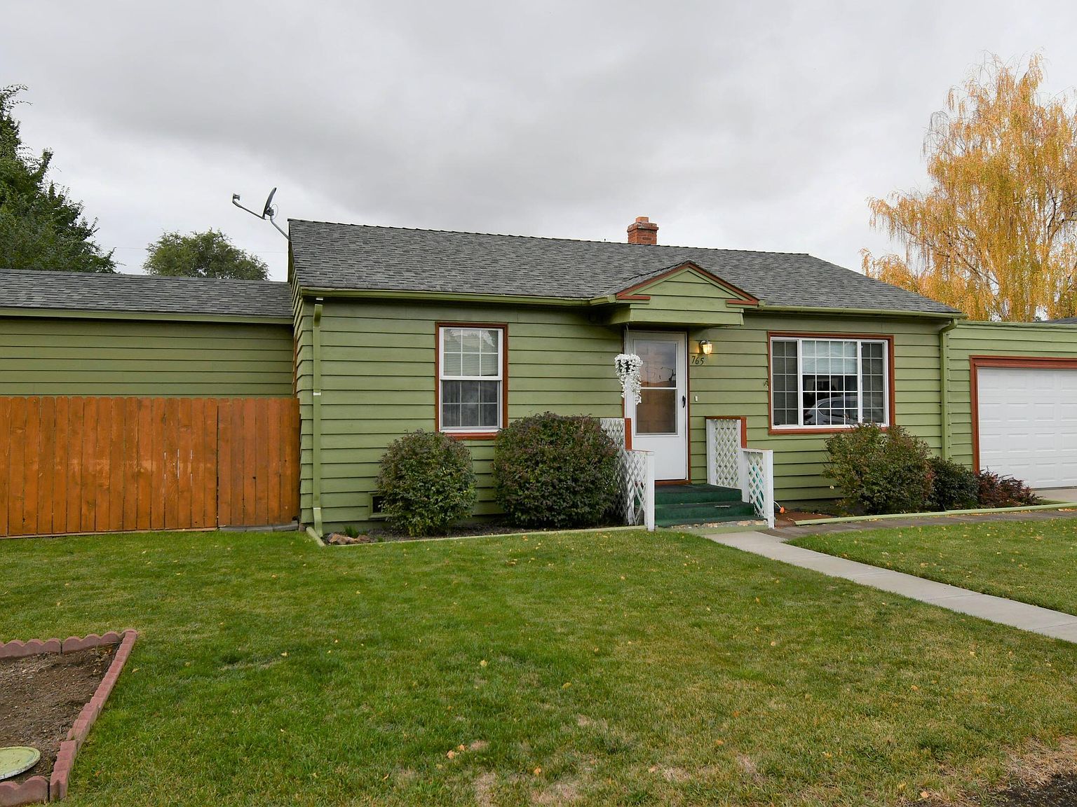 765 SE Holly St, Prineville, OR 97754 Zillow