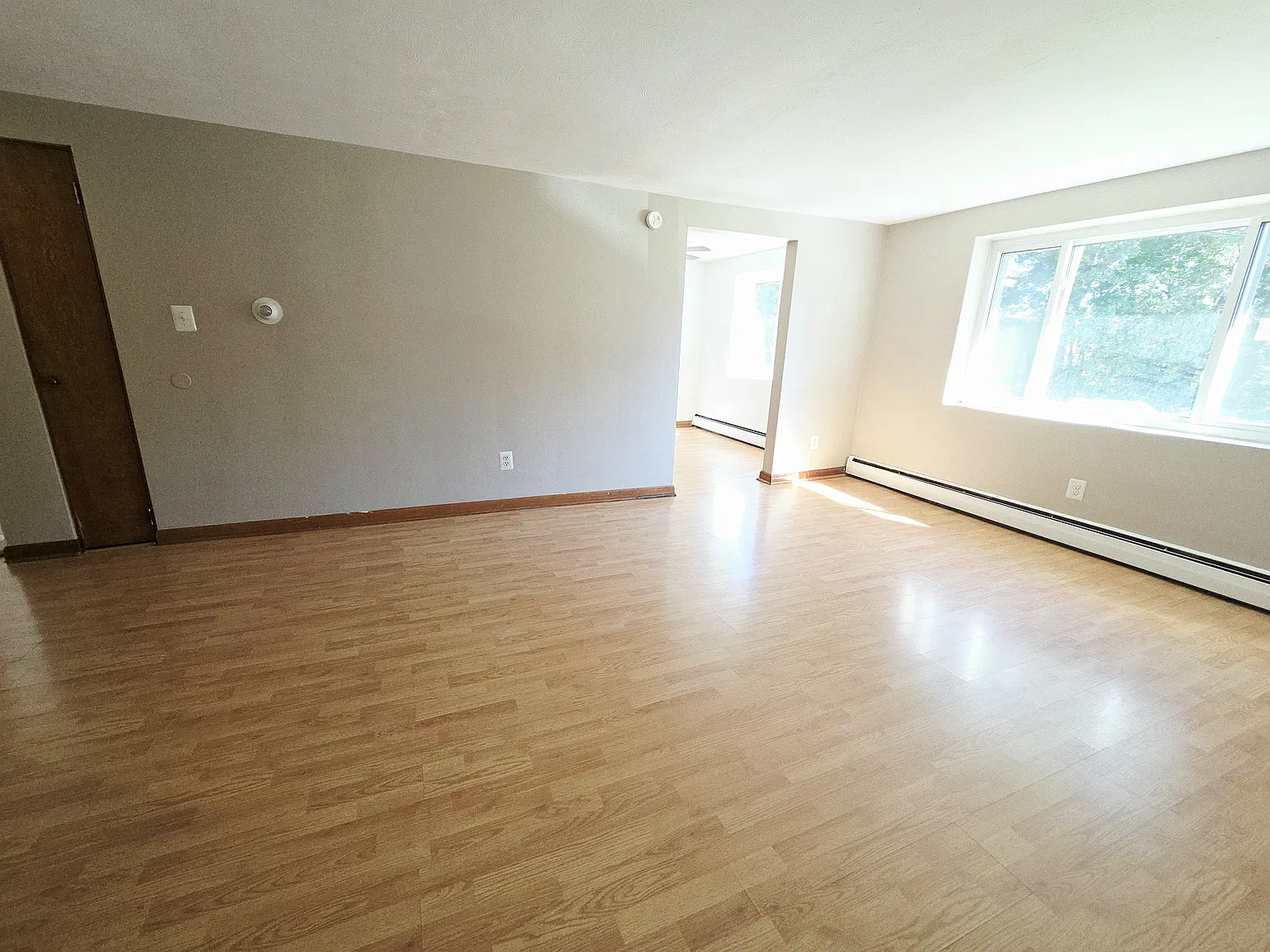 2 bed, 680 sqft, $850 — Photo 2