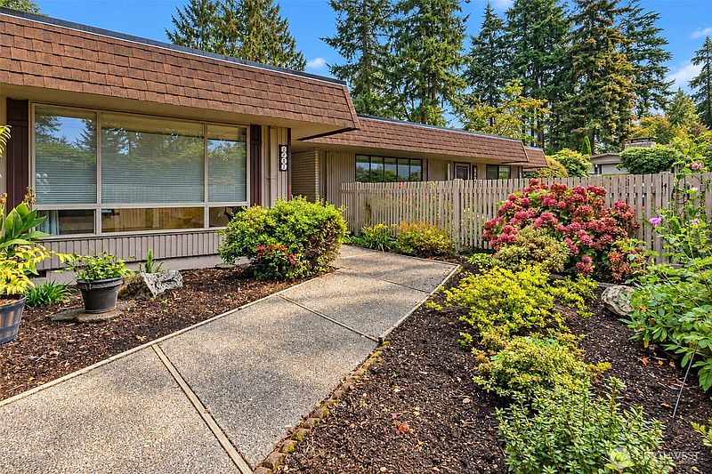 3rd image of 3407 99th Avenue E